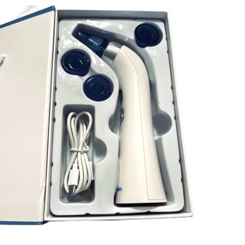 NEW Blackhead Remover Vacuum and Wrinkle Smoother Blue White
